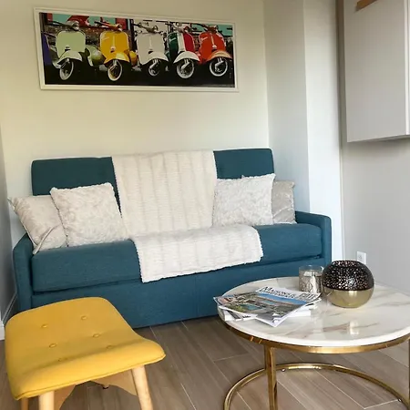 Cosy Vue Cannes